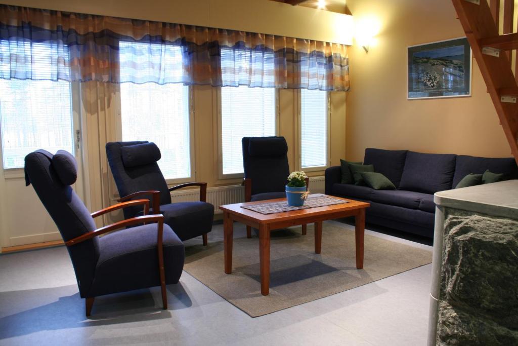 KettulanmäkiMetsaekartano Outdoor Centre公寓式酒店 客房 照片